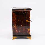 UNUSUAL CABINET CASE WITH LANDSCAPE AND ALLEGORY OF HOPE - photo 4