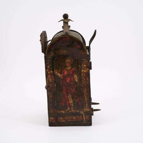 EARLY IRON CLOCK WITH AUTOMATON AND DEPICTION OF SOL & LUNA - photo 2