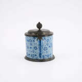 SMALL LIDDED TANKARD WITH BIRD DECOR - photo 4
