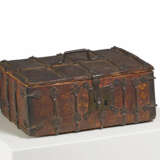 EARLY WOODEN CASSETTE - photo 1