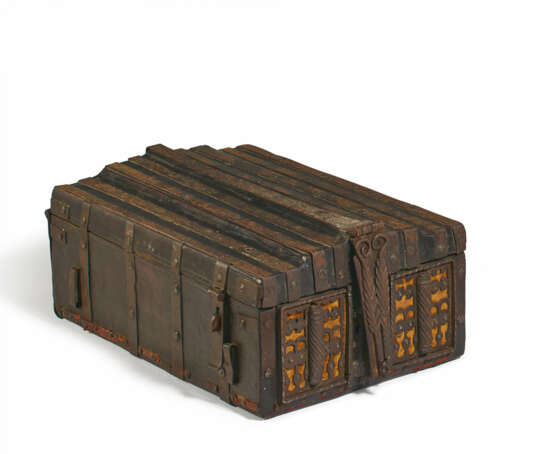 LARGE WOODEN MEASURING BOOK CASSETTE - photo 1