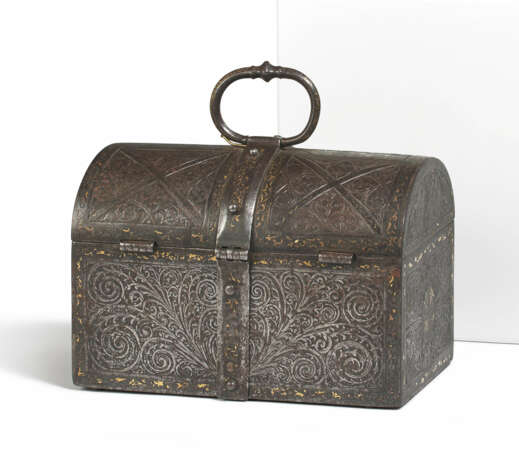 IRON CASKET WITH FINE TENDRIL DECOR - photo 1