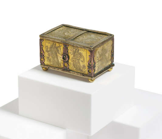 SMALL BRASS CASKET WITH VIRTUES - photo 1