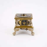 HORIZONTAL BRASS TABLE CLOCK - photo 4
