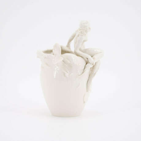 PORCELAIN ART NOUVEAU VASE WITH MERMAID - photo 4