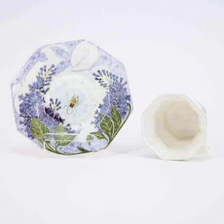 PORCELAIN CUP AND SAUCER WITH SPIDER AND PURPLE LILAC - photo 6