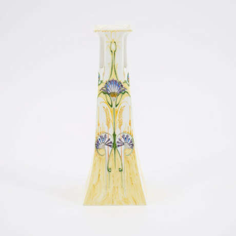 PORCELAIN VASE WITH CORNFLOWERS AND EARS OF CORN - photo 2
