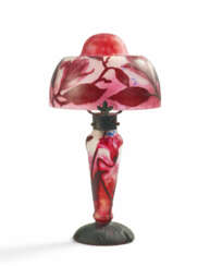 SMALL GLASS TABLE LAMPS WITH MAGNOLIA BRANCHES