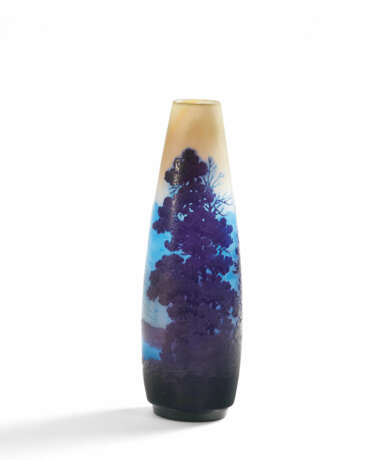 LARGE GLASS VASE WITH ALPINE LANDSCAPE - photo 1