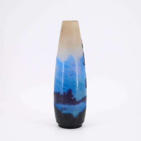 LARGE GLASS VASE WITH ALPINE LANDSCAPE - photo 3