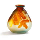 GLASS VASE WITH SPRUCE BRANCHES - photo 2