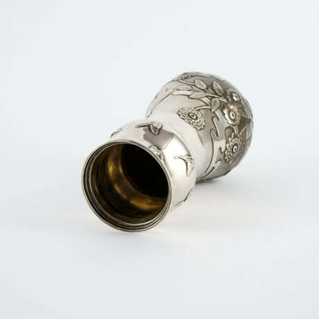 SILVER VASE WITH CHRYSANTHEMUMS AND DRAGONFLIES - photo 6
