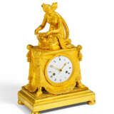 BRONZE CLOCK WITH A NEST OF THE GODS OF LOVE - photo 1