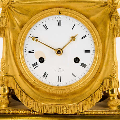 BRONZE CLOCK WITH A NEST OF THE GODS OF LOVE - photo 5