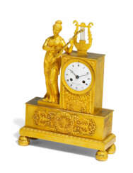 BRONZE CLOCK WITH MUSICIAN