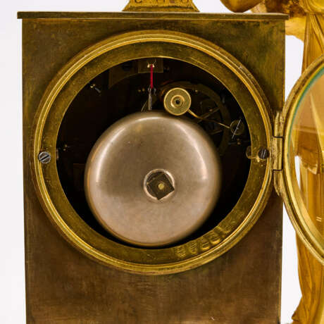 BRONZE CLOCK WITH MUSICIAN - photo 7