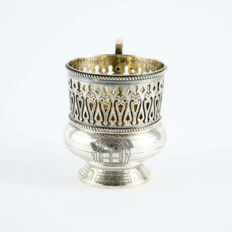 SILVER TEA GLASS HOLDER WITH TROMPE L' OEUIL MOTIFS IN THE SHAPE OF A BUILDING - photo 5