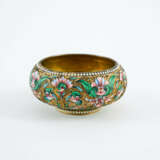 ROUND SILVER SALT BOWL WITH ROSE-COLOURED BLOSSOMS - photo 5