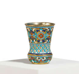 Kleiner Becher mit Cloisonnédekor
