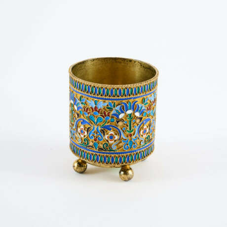 Kleiner Becher auf Kugelfüßen mit Cloisonnédekor - Foto 5
