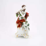 LARGE PORCELAIN FIGURINE OF EUTERPE - photo 5
