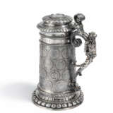 MAGNIFICENT SILVER COIN-COBERED TANKARD FOR TRAVELLING MARSHAL FERDINAND VON STEUBER AS A GIFT FRIM THE EMPRESS OF RUSSIA AMONGST OTHERS - фото 1