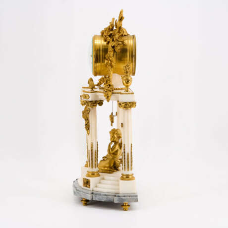 MAGNIFICENT MARBLE CLOCK WITH TEMPLE ARCHITECTURE AND CUPID - photo 2
