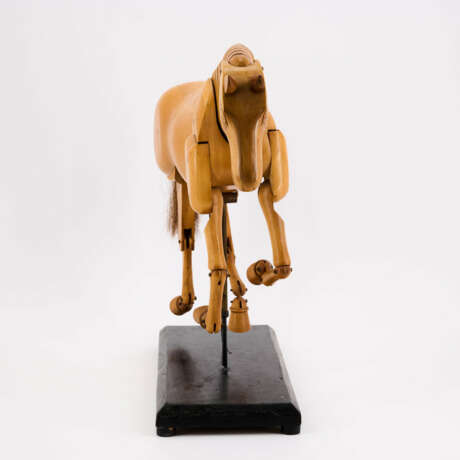 WOODEN MOVEMENT MODEL OF A HORSE - photo 5