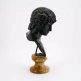BRONZE BUST OF ANTINOUS - photo 4
