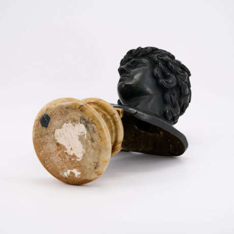 BRONZE BUST OF ANTINOUS - photo 5