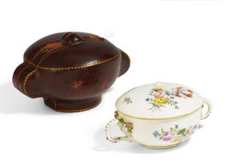 SMALL LIDDED PORCELAIN TUREEN WITH FINE FLOWERS IN TRAVEL CASE