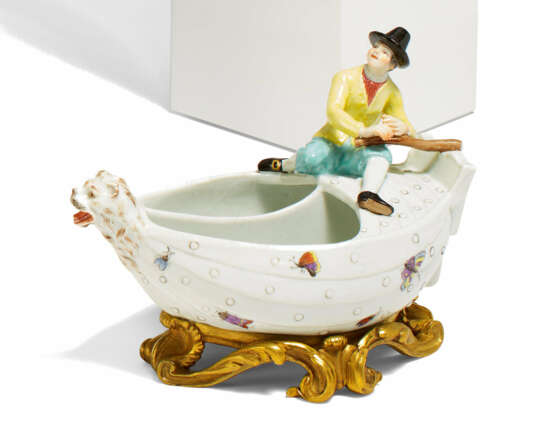 PORCELAIN SPICE SHIP, SO-CALLED NAVICELLA - photo 1