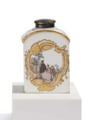 PORCELAIN TEA CADDY WITH COUPLES AND GROUPS IN PARK LANDSCAPES