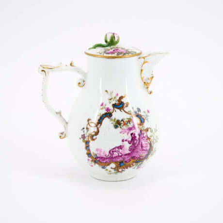 PORCELAIN COFFEE POT WITH FINEST DEPICTION IN PURPLE CAMAIEU - фото 4
