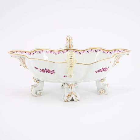 PORCELAIN SAUCE BOAT WITH MYTHICAL CREATURE IN PURPLE CAMAIEU - photo 3