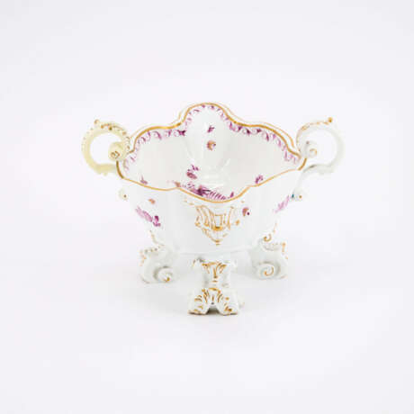 PORCELAIN SAUCE BOAT WITH MYTHICAL CREATURE IN PURPLE CAMAIEU - photo 4
