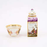 PORCELAIN TEA CADDY WITH MERCHANT SCENES AND TEA BOWL WITH LANDSCAPE PAINTING IN MOST DELICATE CARTOUCHES - photo 2