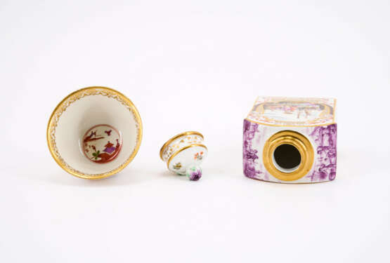 PORCELAIN TEA CADDY WITH MERCHANT SCENES AND TEA BOWL WITH LANDSCAPE PAINTING IN MOST DELICATE CARTOUCHES - photo 6