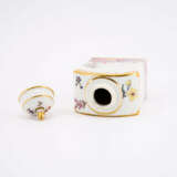 PORCELAIN TEA CADDY WITH CIRCUMFERENTIAL RIVERSCAPE AND MERCHANT SCENES - photo 6