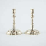 PAIR OF SILVER CANDLESTICK - photo 2