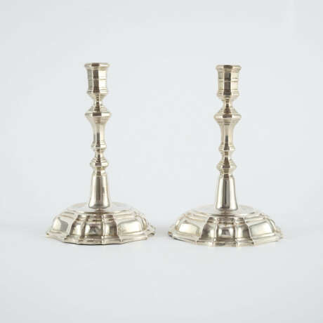 PAIR OF SILVER CANDLESTICK - photo 4