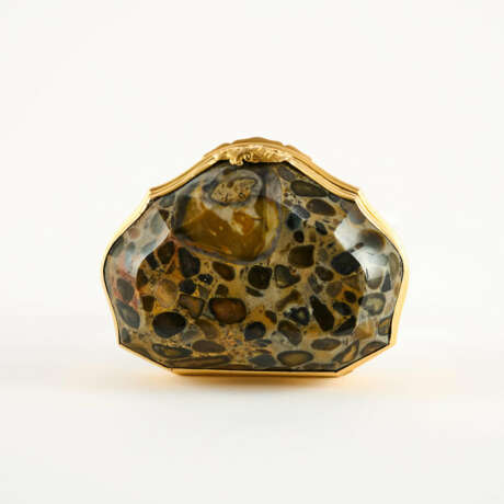 TABATIERE IN CARTOUCHE FORM - photo 7