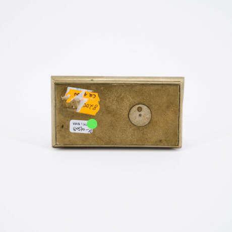 METAL SNUFF BOX WITH BUILT-IN WATCH - photo 3