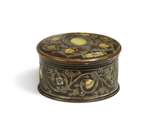RARE WALNUT BOX WITH TIN AND MOTHER-OF-PEARL INLAYS - photo 1
