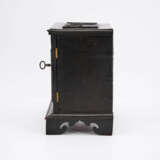 SMALL WOODEN CABINET CHEST WITH ARCHITECTURE AND COSTUME DEPICTIONS - photo 2
