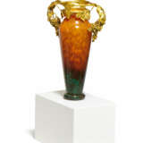 GLASS VASE WITH MOUNTING OF LILAC BRANCHES - photo 1