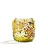 SMALL GLASS VASE WITH CHRYSANTHEMUMS - photo 1