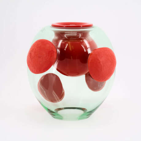GLASS VASE "BUTTONS" - фото 4