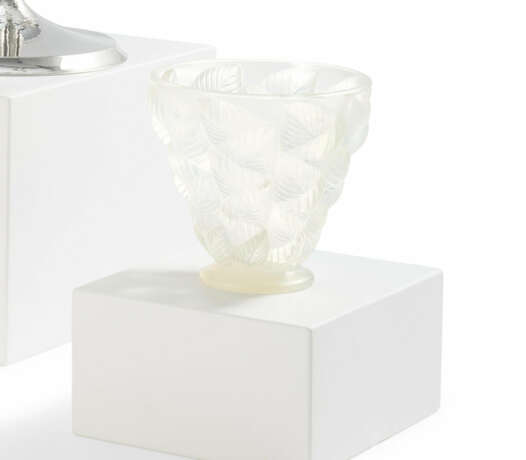 GLASS VASE 'MOISSAC' - фото 1