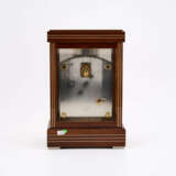 WOODEN TABLE CLOCK "METRICA" - photo 3